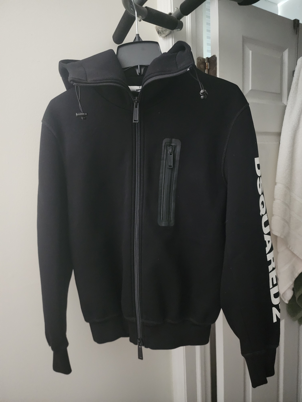 DSQUARED2 Black Full-Zip Hooded Sweatshirt with Sleeve Logo